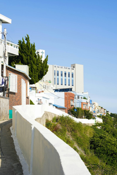 바다 앞 작은 마을 촌캉스 한달살기